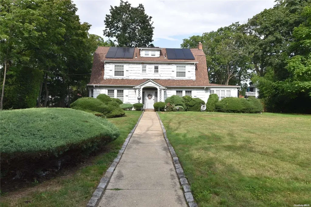 144 Hilton Avenue Hempstead NY 11550