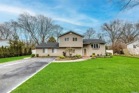 131 Greenhaven Drive Port Jefferson Station NY 11776