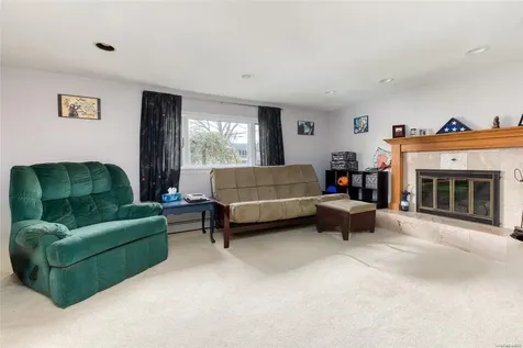 131 Greenhaven Drive Port Jefferson Station NY 11776