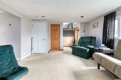 131 Greenhaven Drive Port Jefferson Station NY 11776