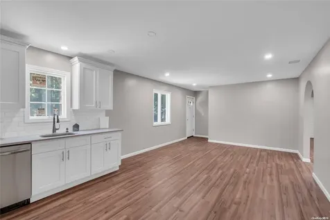 19 Bellview Avenue Brookhaven NY 11719