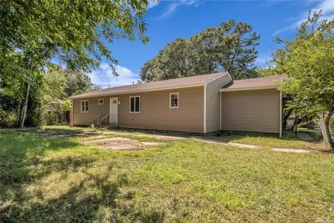 19 Bellview Avenue Brookhaven NY 11719