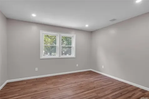 19 Bellview Avenue Brookhaven NY 11719