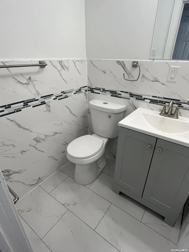 4005 Laconia Avenue Bronx NY 10466