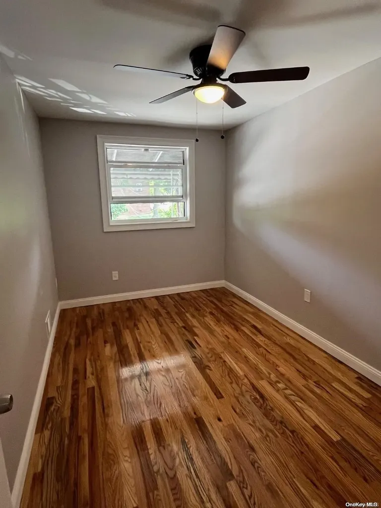 4005 Laconia Avenue Bronx NY 10466