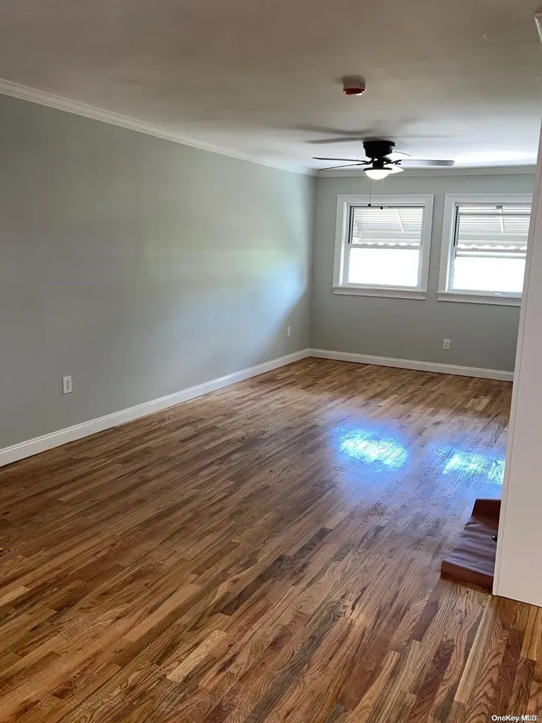 4005 Laconia Avenue Bronx NY 10466
