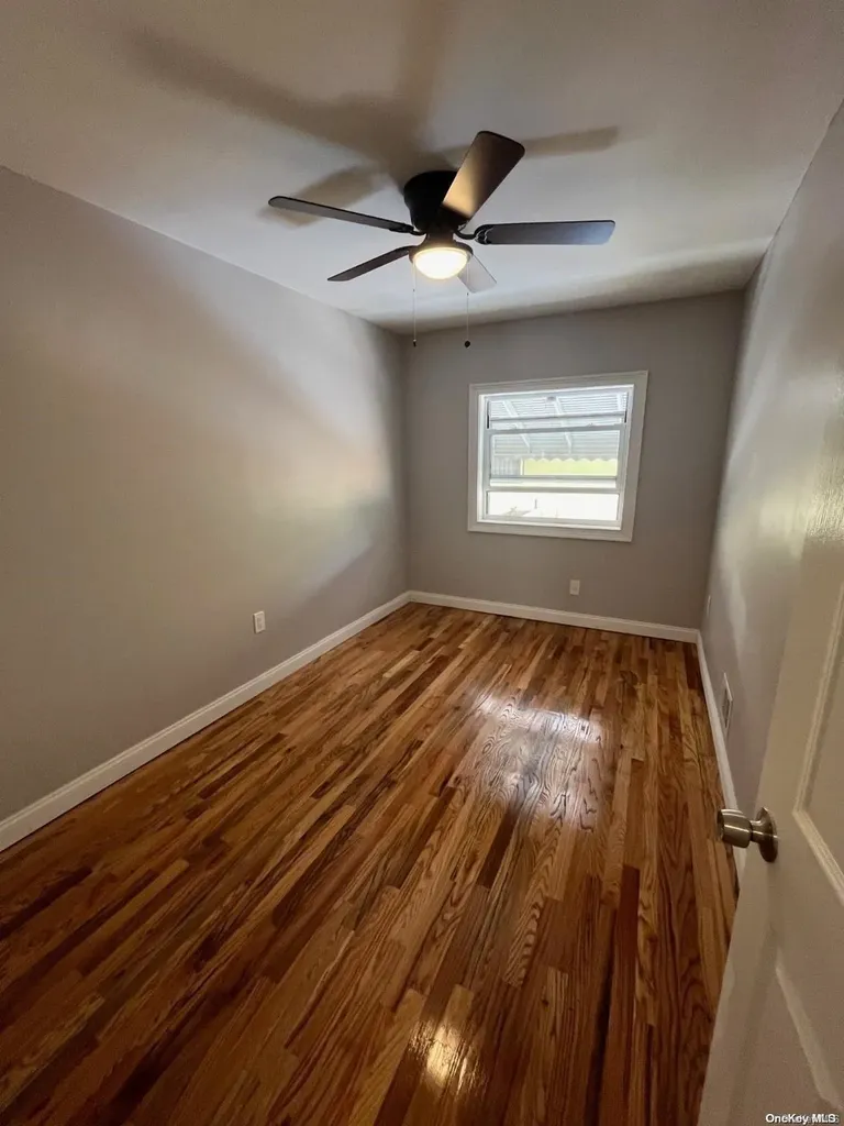 4005 Laconia Avenue Bronx NY 10466