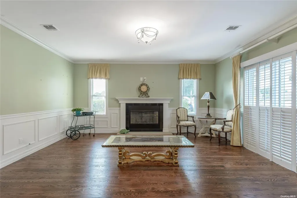 444 Argyle Road East Meadow NY 11554