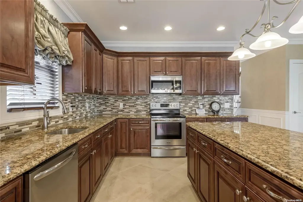 444 Argyle Road East Meadow NY 11554