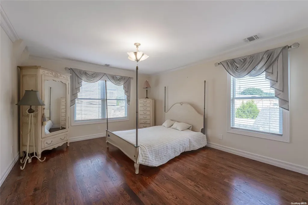 444 Argyle Road East Meadow NY 11554