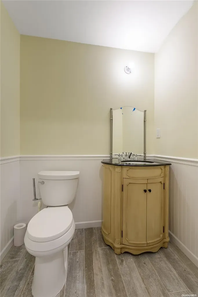 444 Argyle Road East Meadow NY 11554