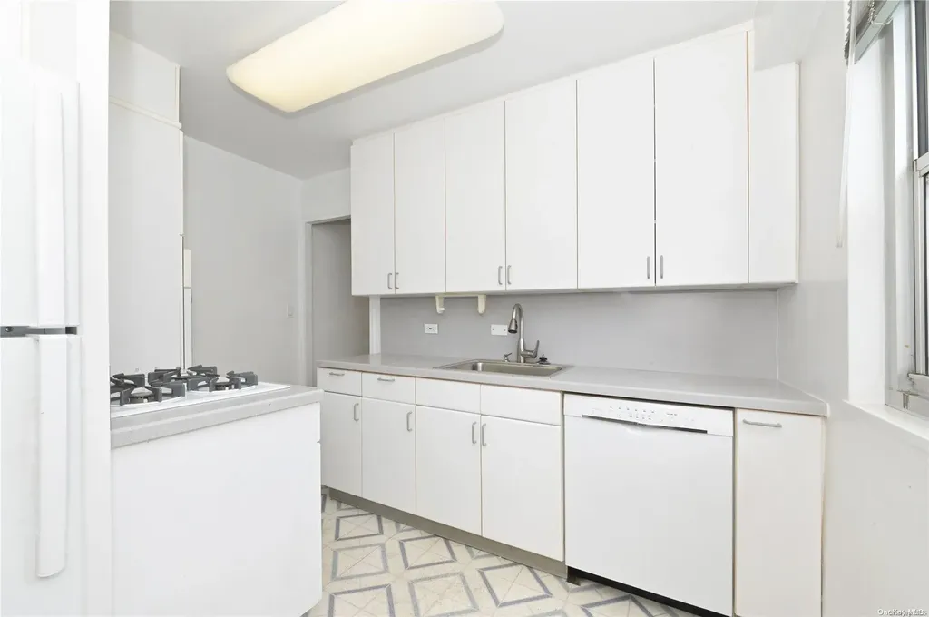 110-11 Queens Boulevard Forest Hills NY 11375