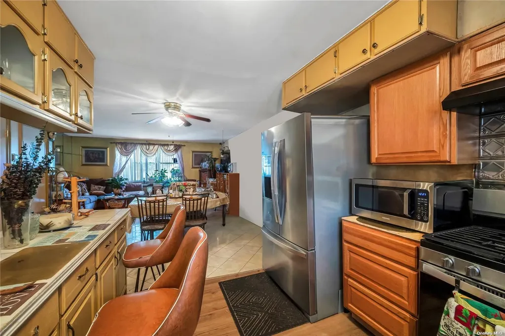 721 Autumn Avenue Brooklyn NY 11208