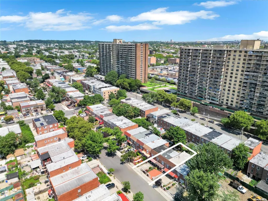721 Autumn Avenue Brooklyn NY 11208