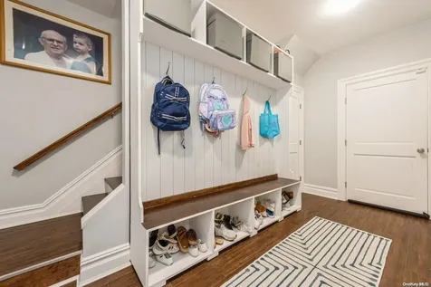 8 Jeanne Marie Court Huntington NY 11743