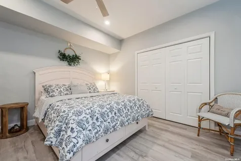 8 Jeanne Marie Court Huntington NY 11743