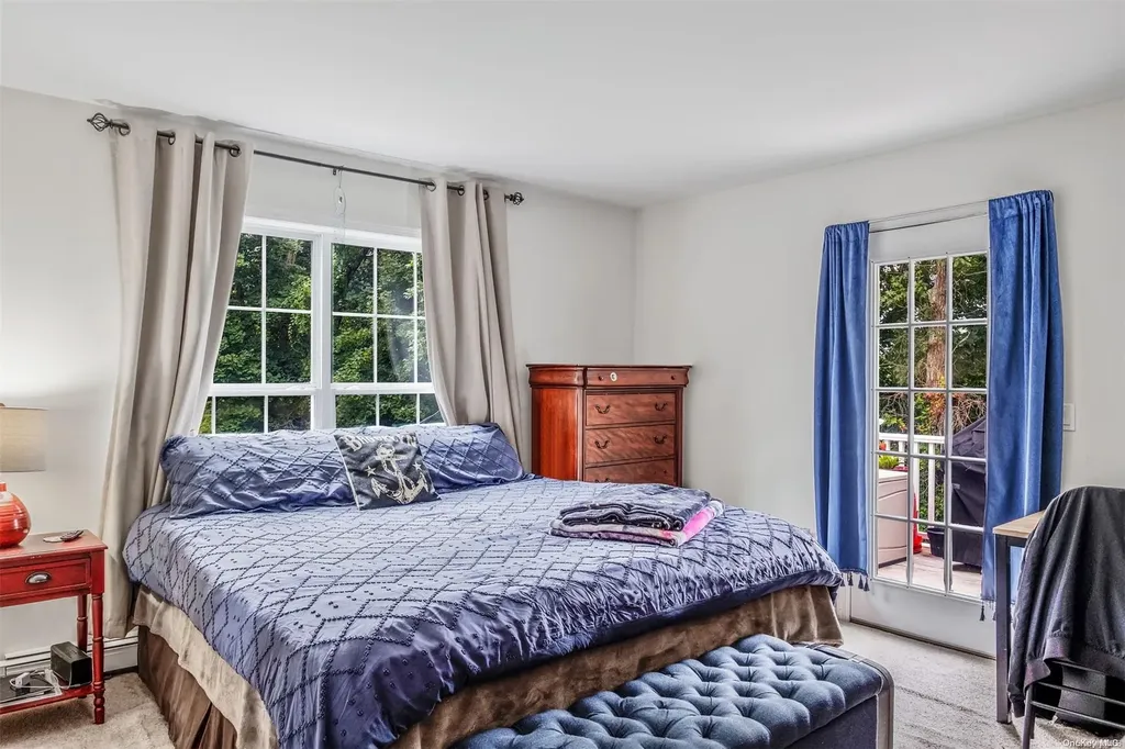 3 Neptune Avenue Hampton Bays NY 11946