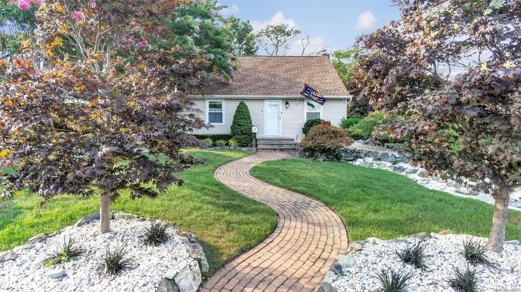 2 Collector Lane Bethpage NY 11714