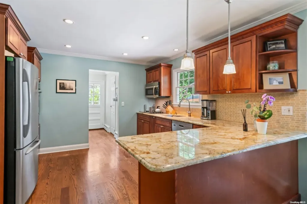 2 East Neck Road Huntington NY 11743