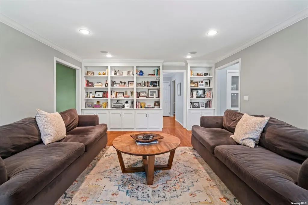2 East Neck Road Huntington NY 11743