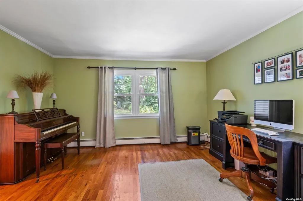 2 East Neck Road Huntington NY 11743