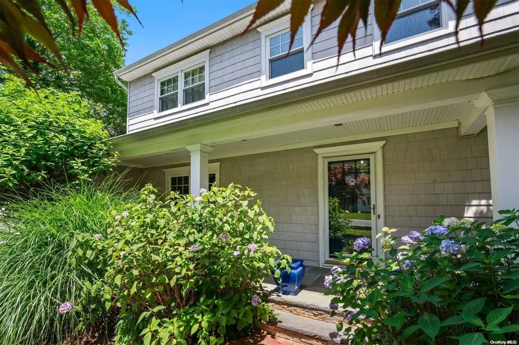 2 East Neck Road Huntington NY 11743