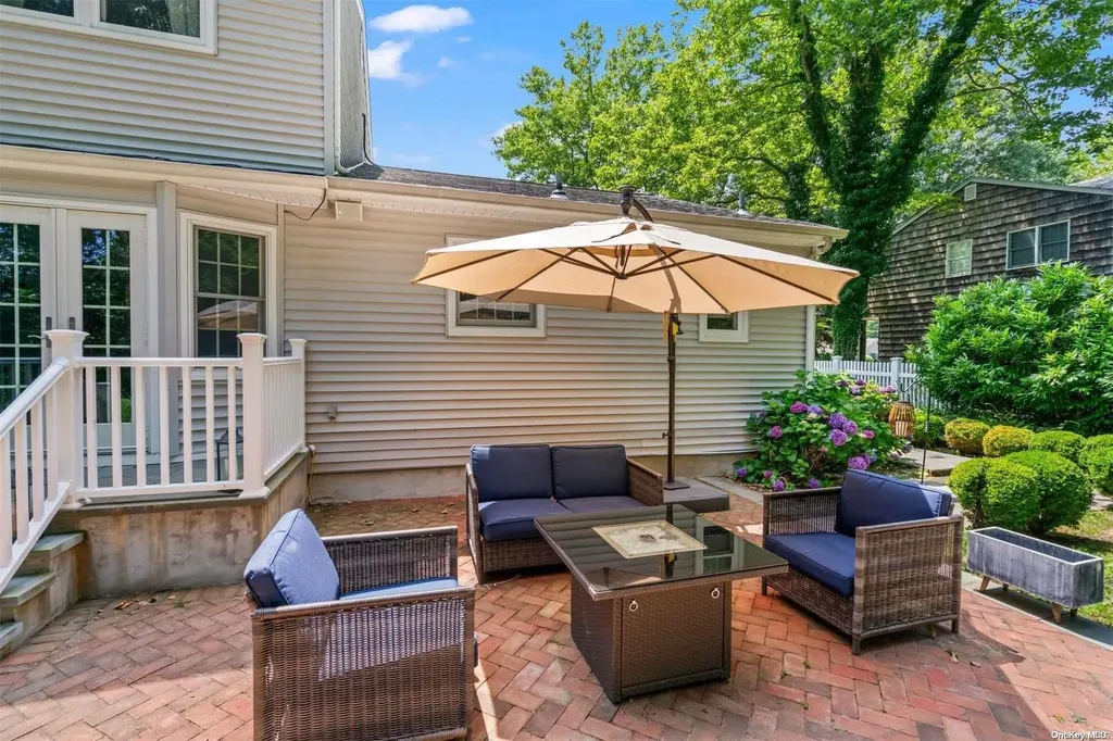 2 East Neck Road Huntington NY 11743