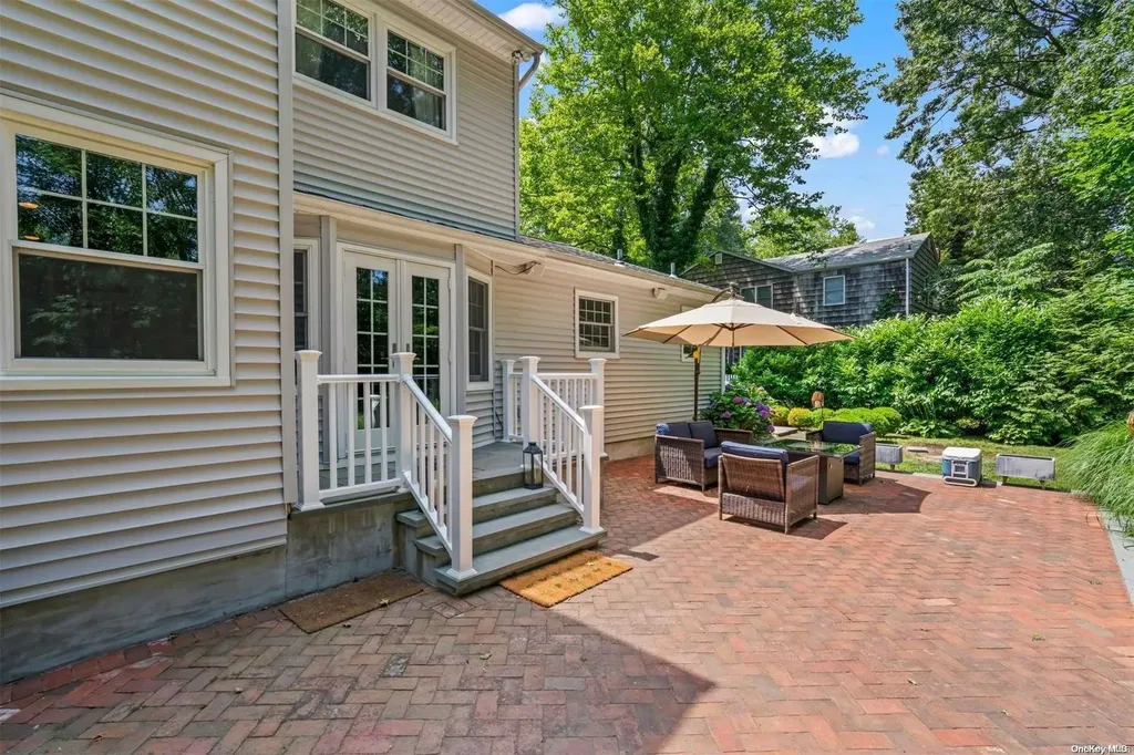 2 East Neck Road Huntington NY 11743