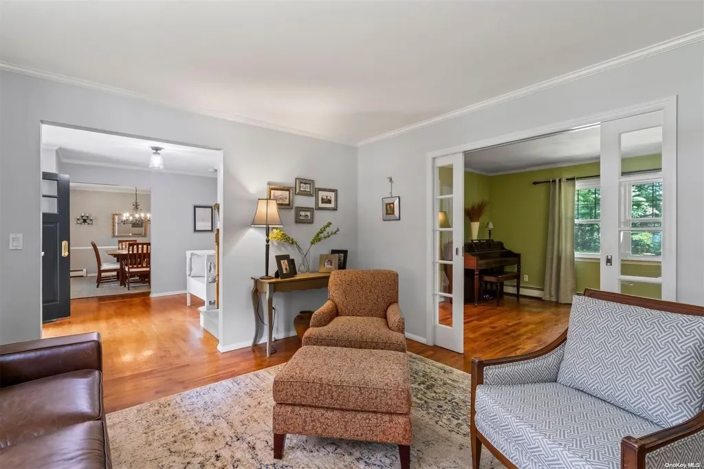 2 East Neck Road Huntington NY 11743