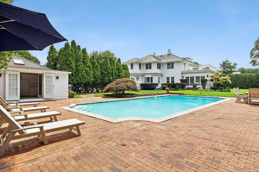 1 Bishop Avenue Westhampton NY 11977