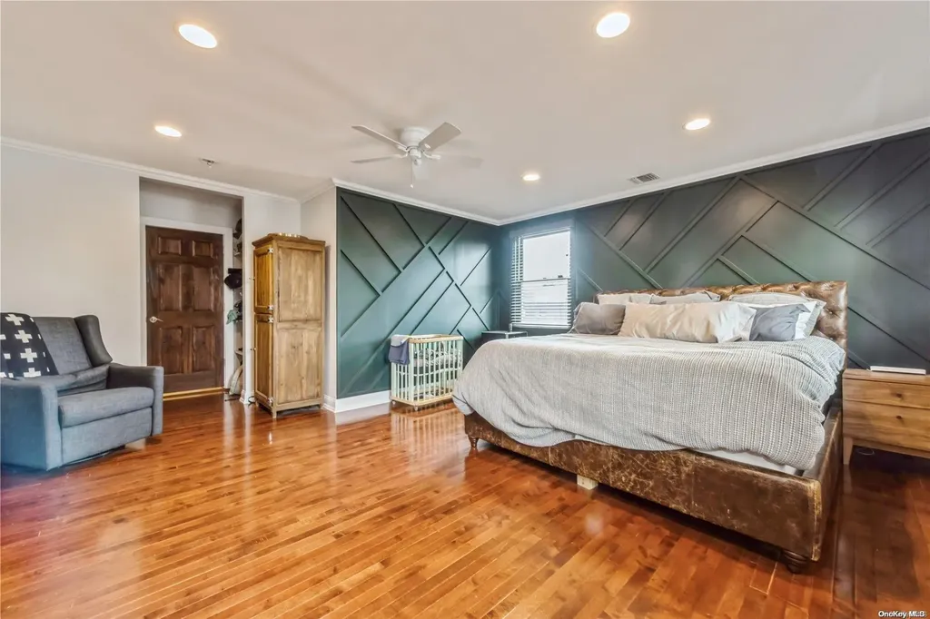 325 Serena Road Hewlett NY 11557