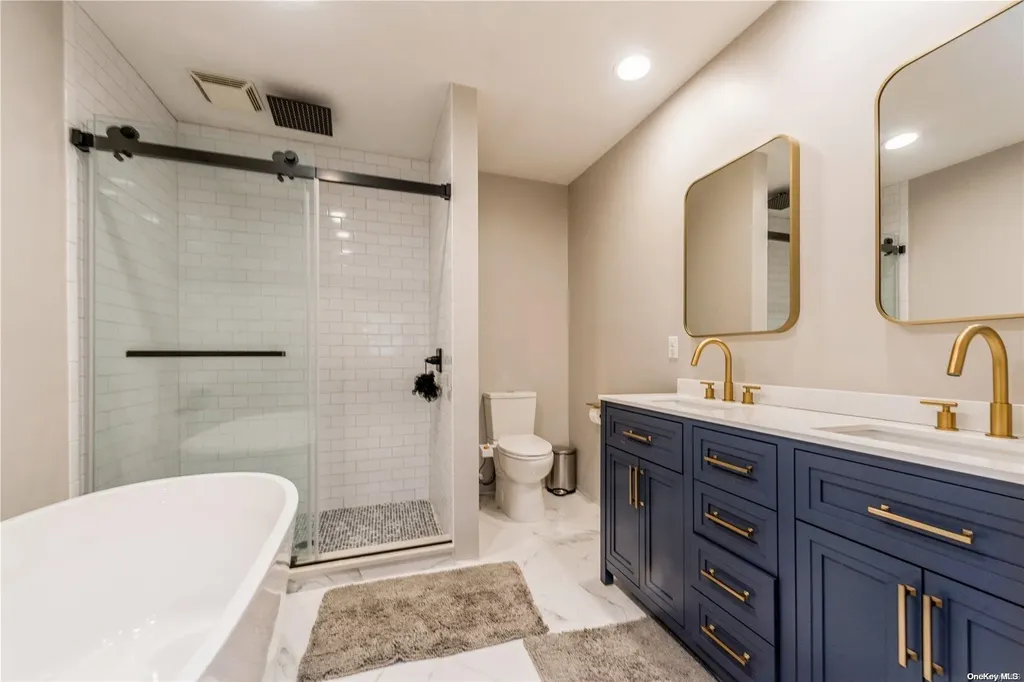 325 Serena Road Hewlett NY 11557