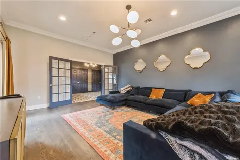 325 Serena Road Hewlett NY 11557