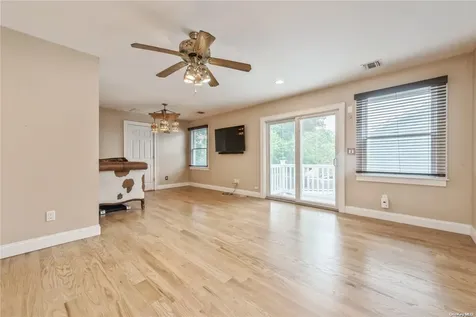 325 Serena Road Hewlett NY 11557