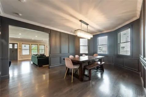 325 Serena Road Hewlett NY 11557