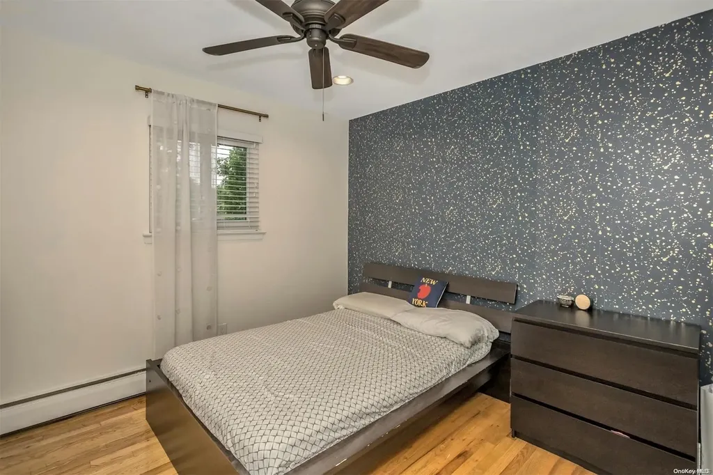 27 Piper Drive Albertson NY 11507