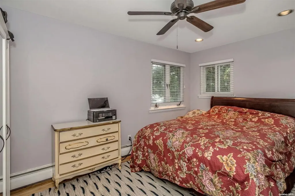27 Piper Drive Albertson NY 11507