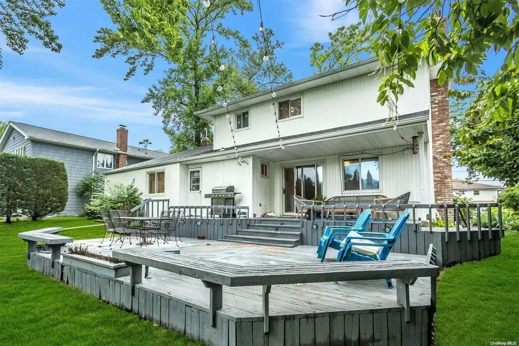 27 Piper Drive Albertson NY 11507