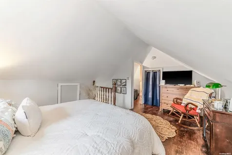 15 Seitz Patchogue NY 11772