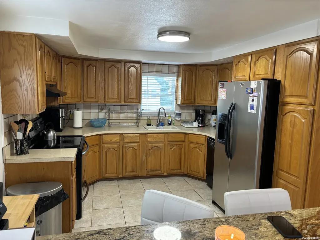 21 Linden Road Valley Stream NY 11580