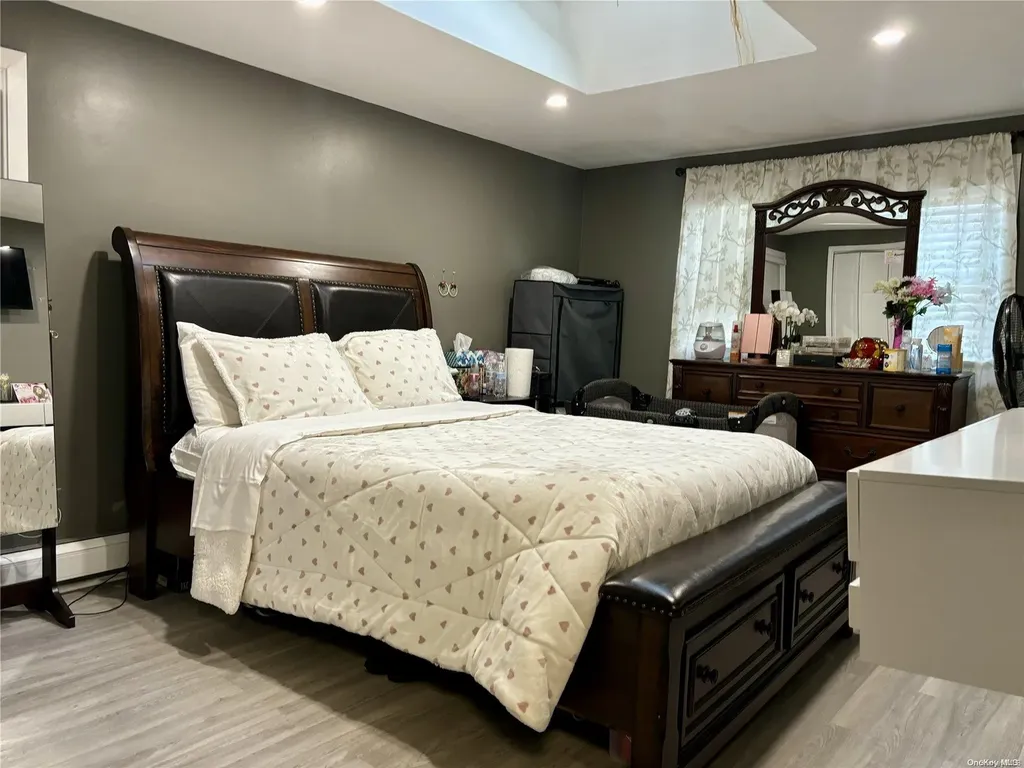 21 Linden Road Valley Stream NY 11580