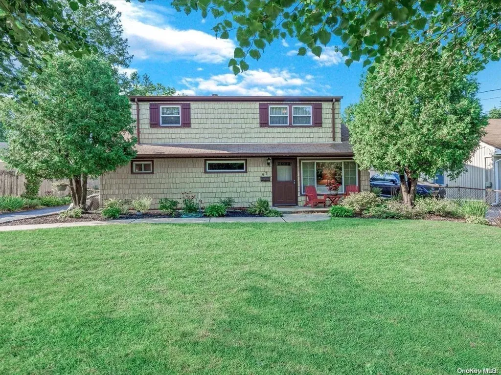 47 Island Street Plainview NY 11803