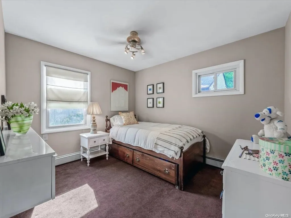47 Island Street Plainview NY 11803