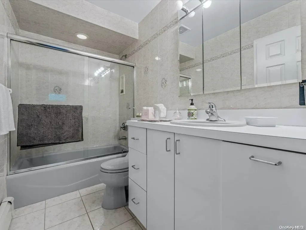 47 Island Street Plainview NY 11803