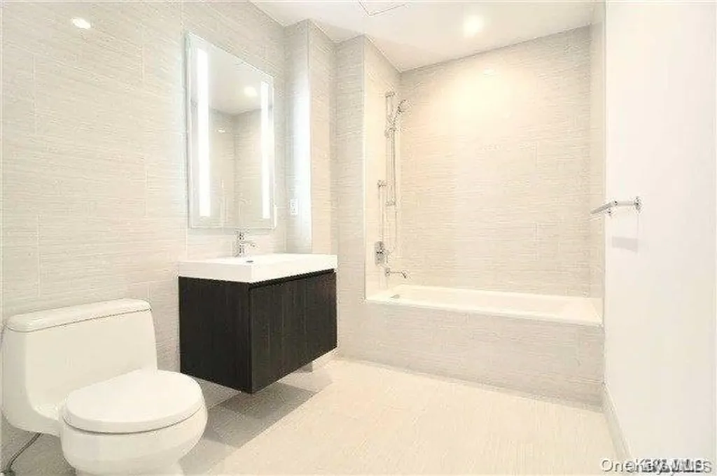 131-05 40th Road Flushing NY 11354