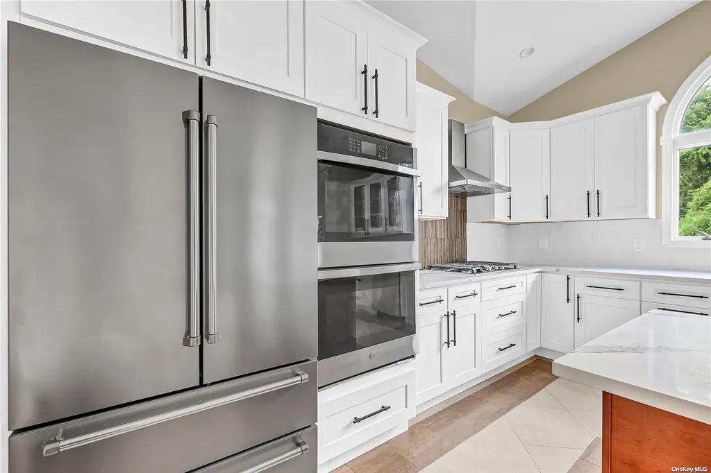 49 Windcrest Drive Manorville NY 11949