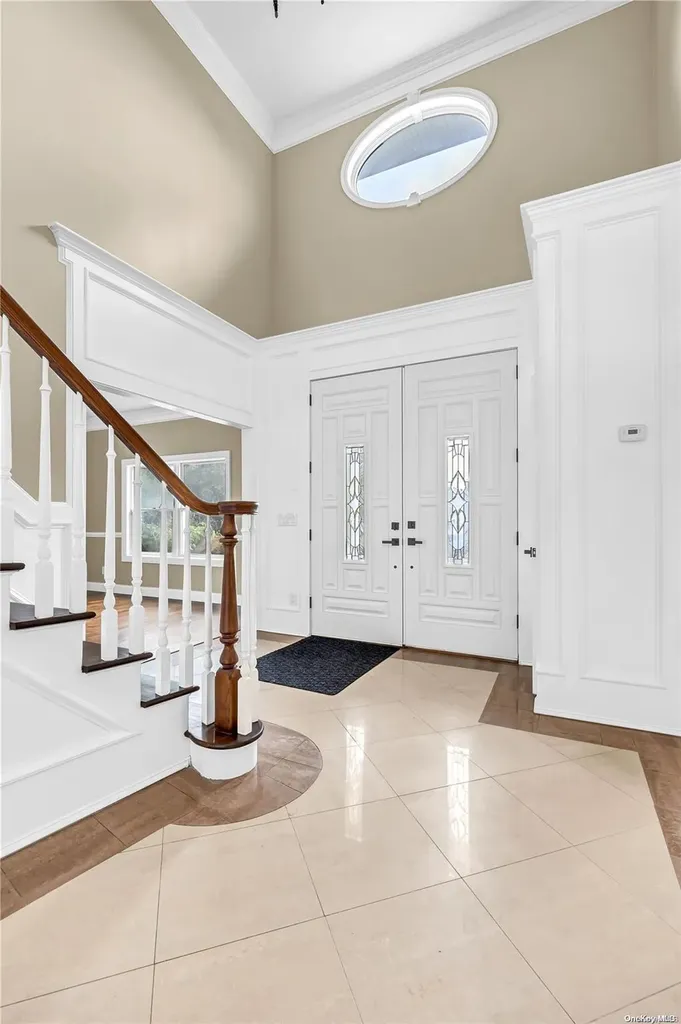 49 Windcrest Drive Manorville NY 11949