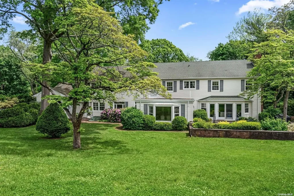 9 Cherry Lane Glen Head NY 11545