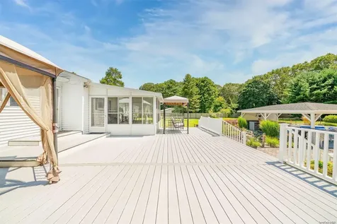 10 Chapman Boulevard East Moriches NY 11940