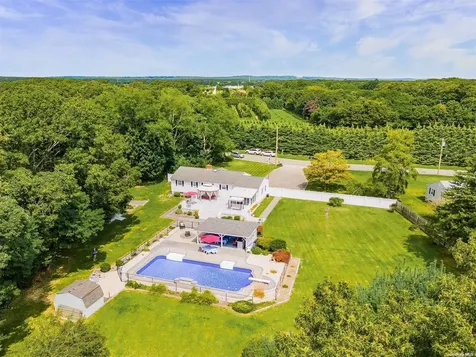 10 Chapman Boulevard East Moriches NY 11940